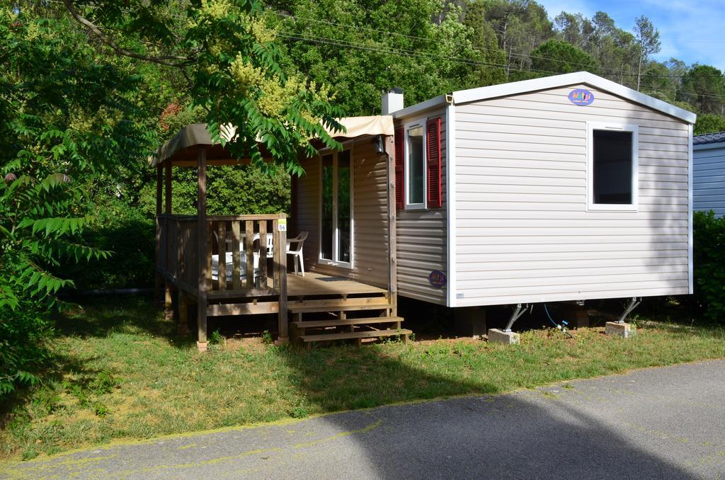 Hotel Camping La Vidaresse Sainte-Anastasie-sur-Issole Zewnętrze zdjęcie
