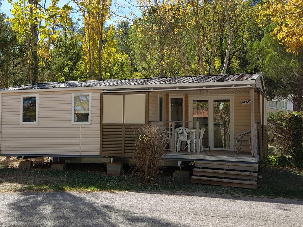 Hotel Camping La Vidaresse Sainte-Anastasie-sur-Issole Zewnętrze zdjęcie